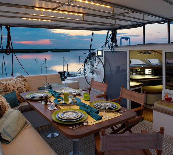 Cat MALISI - Aft Deck Al Fresco Dining at Night