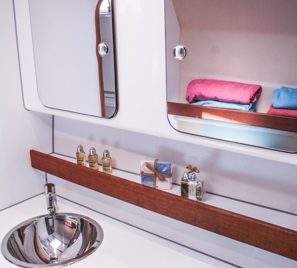 Cat MALISI - Master Ensuite