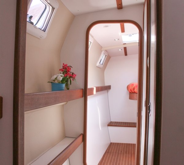 Cat MALISI - Starboard Hallway