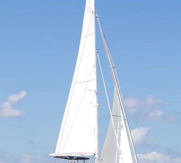 Catamaran BLUE MOON -  On Charter