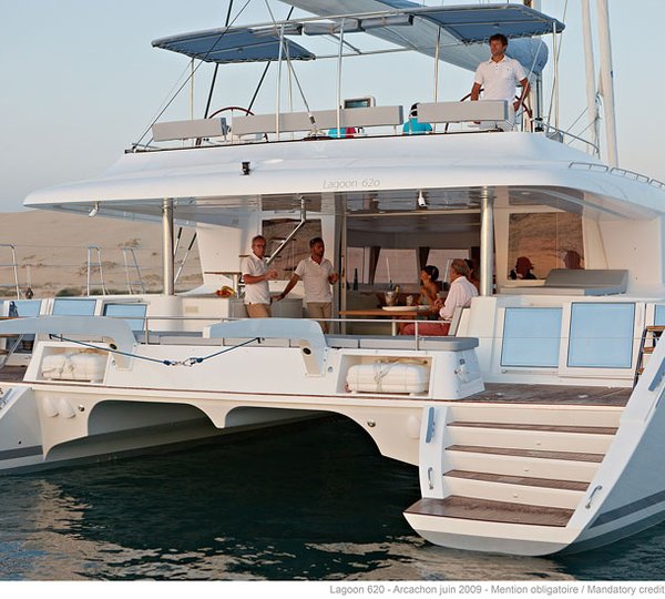 Catamaran DRAGON - Aft View