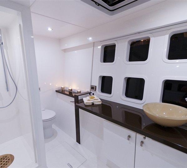 Catamaran DREAMLINER -  Guest Ensuite