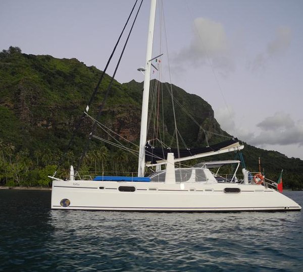Catamaran FOLLIA -  Profile
