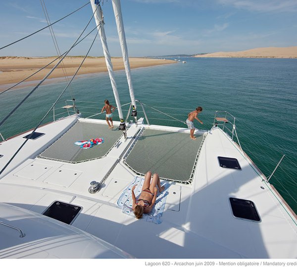 Catamaran GO FREE -  Foredeck Trampolines