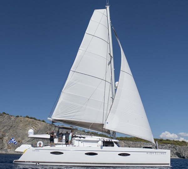 Catamaran HIGHJINKS I - Main