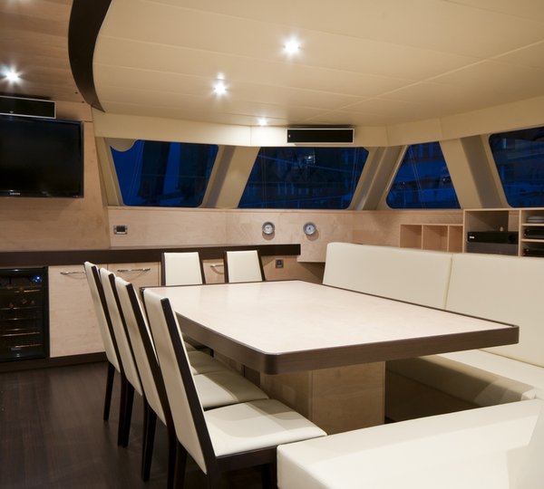 Catamaran MUSE -  Dining 2