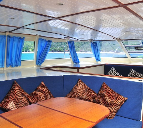 Catamaran NAUTINESS II  -  Salon