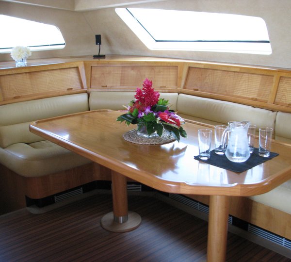 Catamaran ORION - Seating