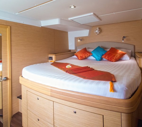 Catamaran SEA SPIRIT -  Guest Cabin