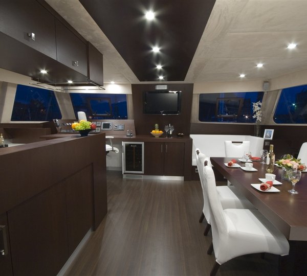 CatamaranTURETE - Salon