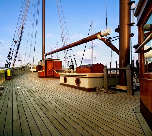 Charter Yacht RAJA LAUT - 5