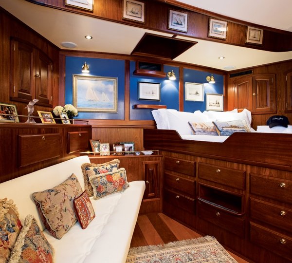 Classic SY SILVER SPRAY - Master cabin