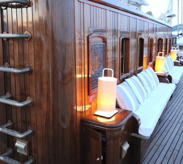 Classic Sailing Yacht XARIFA -  Side Seating