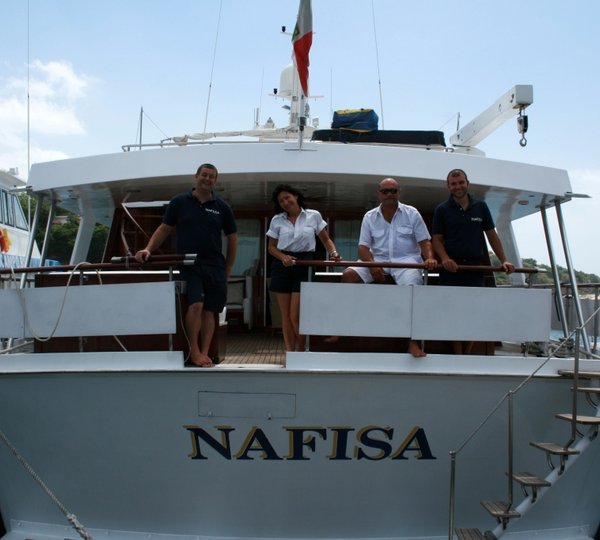 Classic Yacht NAFISA - Your Crew