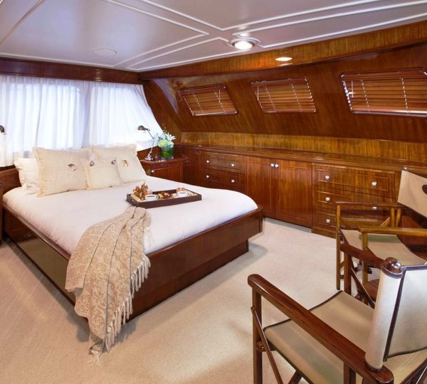 Classic Yacht THE HIGHLANDER -  VIP Cabin
