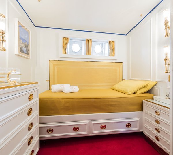 Classic sail yacht CROCE DEL SUD - Guest Cabin