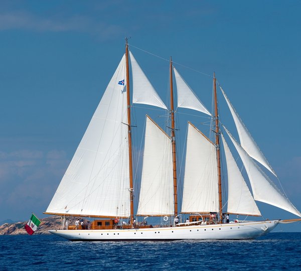 Classic sail yacht CROCE DEL SUD - Profile