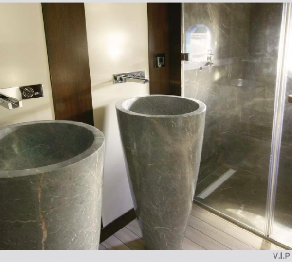 Cobra Yachts Superyacht Infinity - VIP cabin bathroom