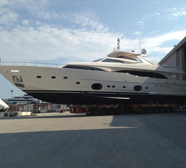Custom Line 112 NEXT Yacht Happy Days leaving her shed