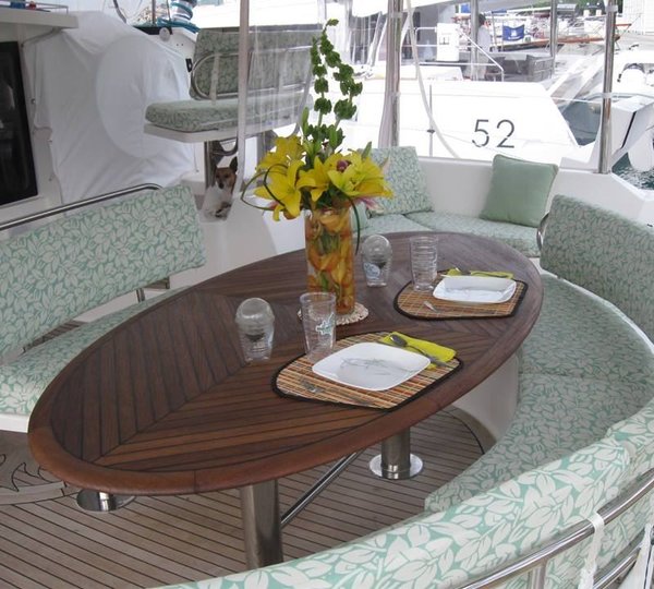 DELPHINE -  Al Fresco Dining