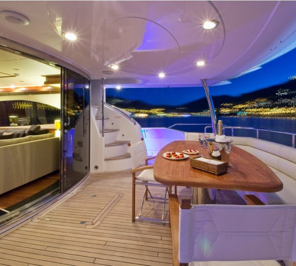 DONIZETTI Aft dining