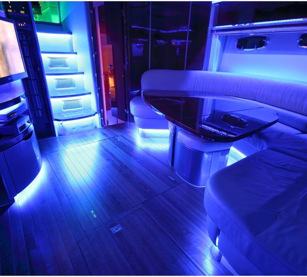 DUJE - Lower salon mood lighting