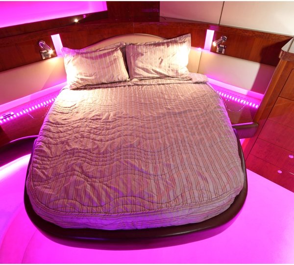 DUJE - VIP cabin mood lighting 2