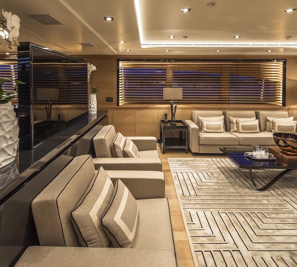 EIGHT - main deck saloon