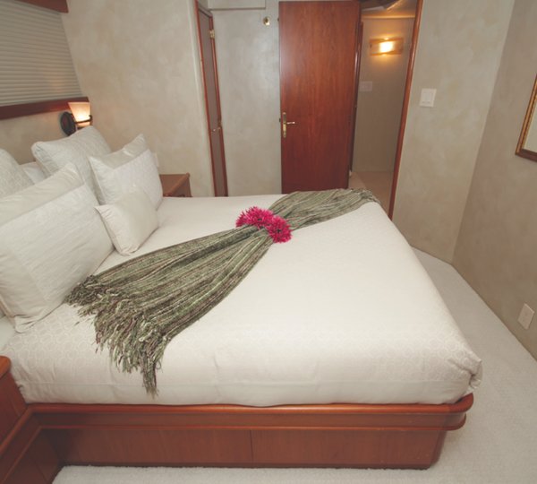 EL JEFE - double accommodation