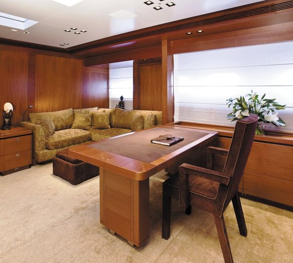 ETHEREAL - Master Stateroom Office