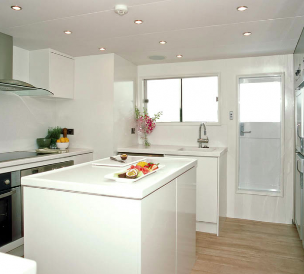 Emerald Lady superyacht - Galley