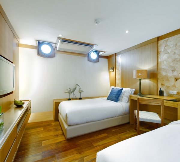 Expedition yacht SALILA - Twin Cabin