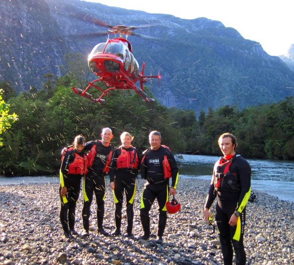 Explorer Yacht ATMOSPHERE -  River Rafting