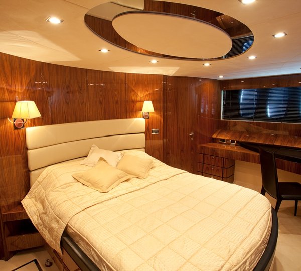 Failrline Squadron 78 XKE - Master Cabin