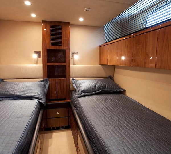 Failrline Squadron 78 XKE - Twin Cabin