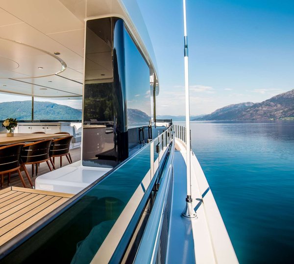 Feadship 34 m motor yacht Kamino - Copyright-Feadship