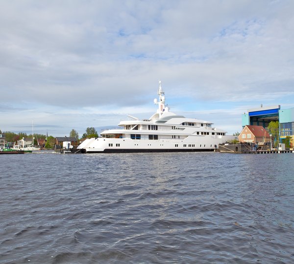 Feadship custom made motor yacht Hampshire II leaves the construction shed