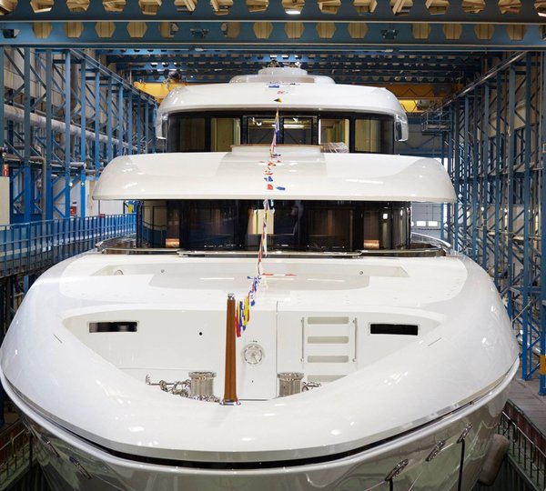 Feadship launched MY Hasna