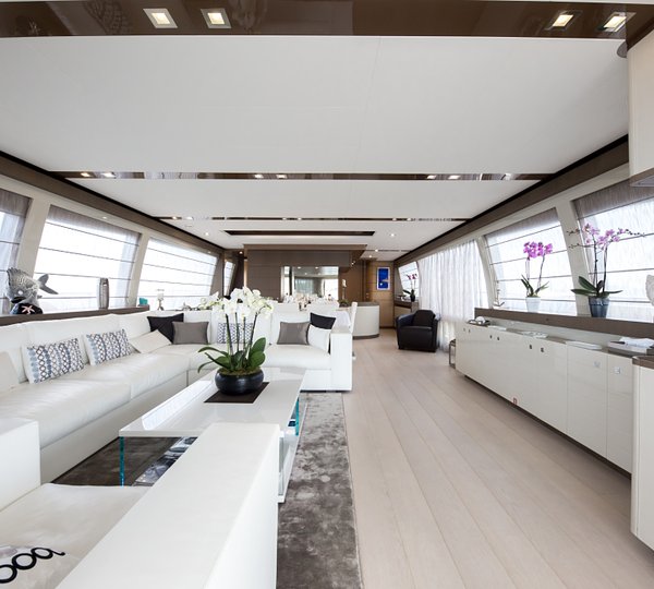 Ferretti 96 JAG B - Salon