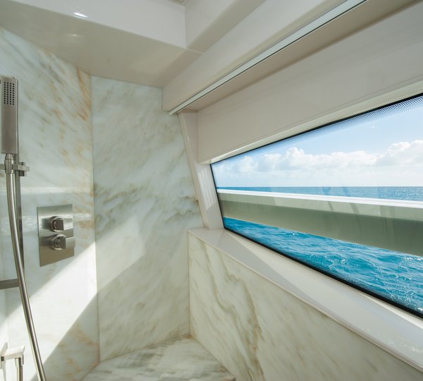 Ferretti AMORE MIO - Master shower