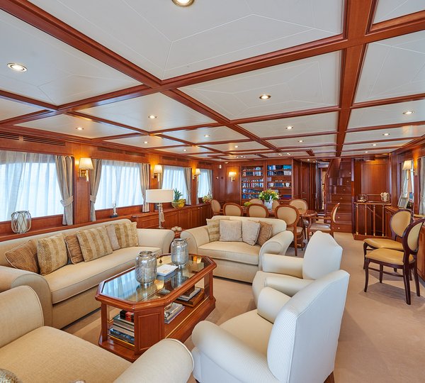 Ferretti Motor Yacht IMAGINE - Salon