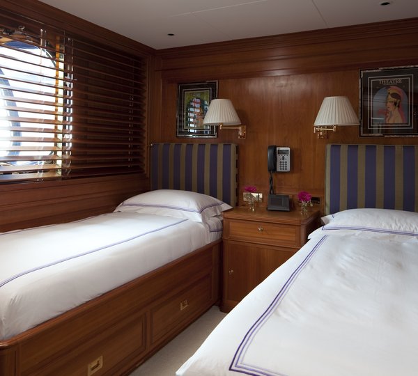 GALAXIA - Twin Cabin