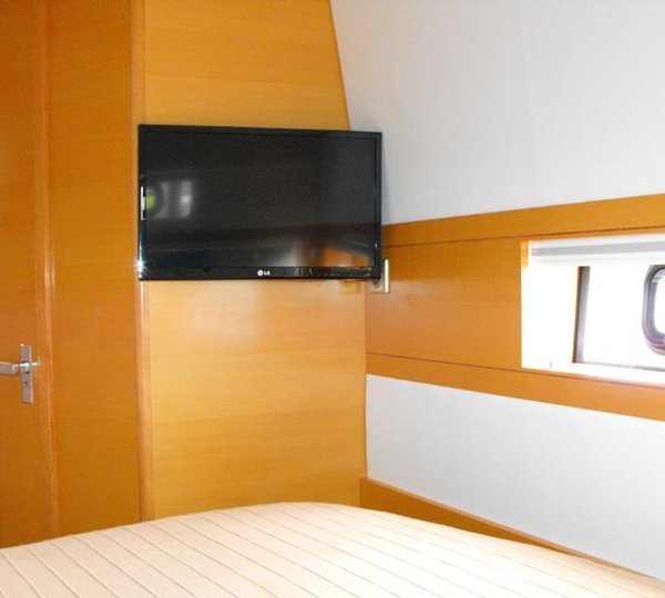 GREENBOAT I - In cabin entertainment