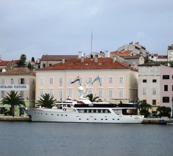 Gardenia -  At the Quay