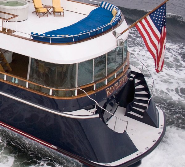 Golf Charter Yacht Stargazer -  Swim Platform