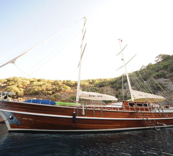 Gulet DEAR LILA - Main