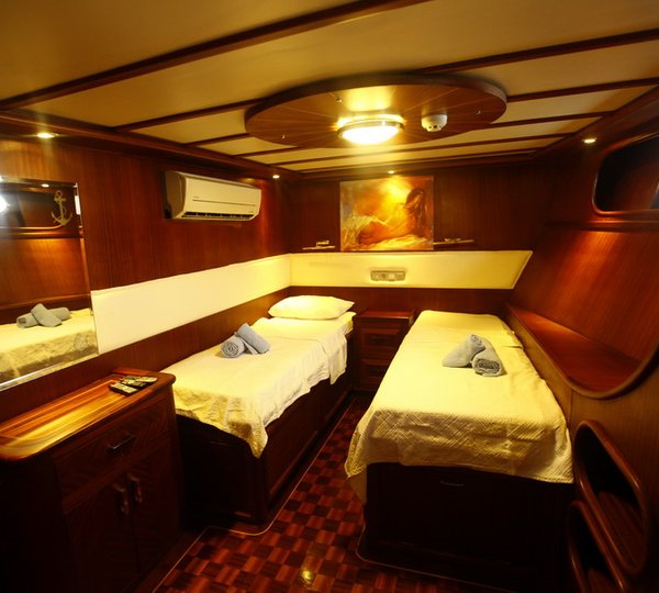 Gulet Esma Sultan II -  Twin Cabin