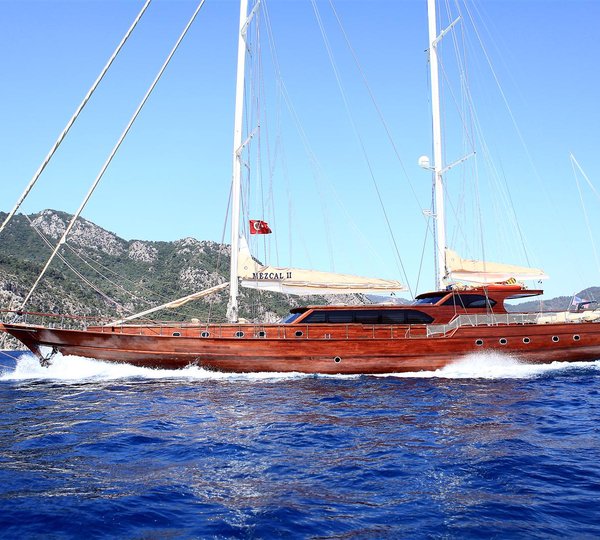 Gulet MEZCAL 2 - Cruising