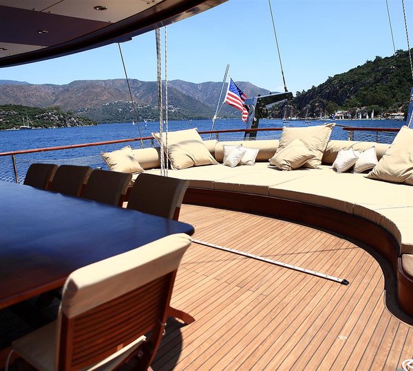 Gulet MEZCAL 2 - Spacious Aft Deck