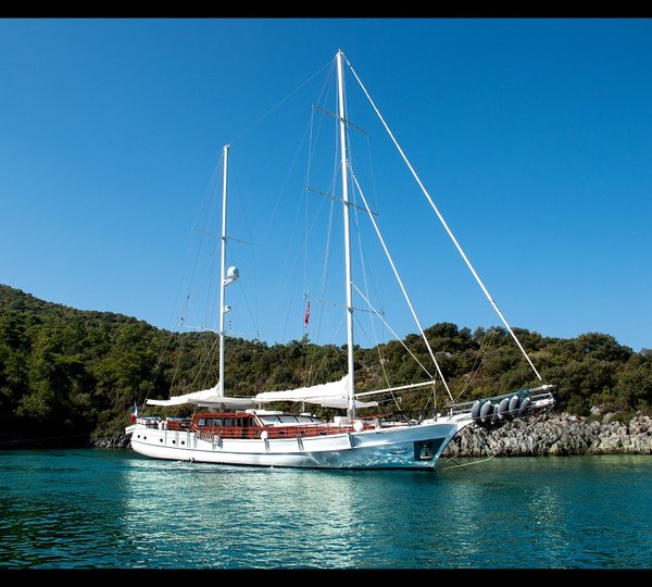 Gulet SMILE - At Anchor